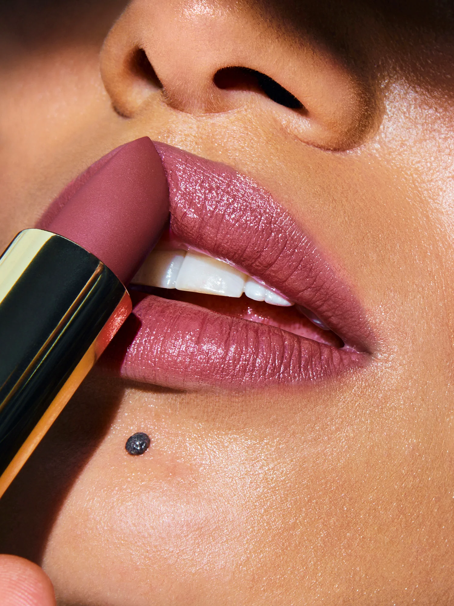 Le Rouge Émilie - Image 5